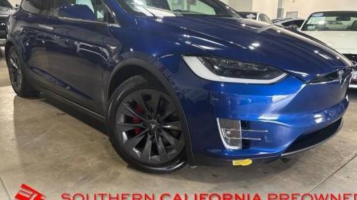 TESLA MODEL X 2018 5YJXCAE41JF138401 image